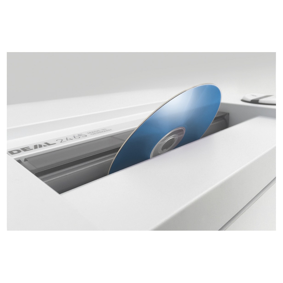CD introduit dans la fente du destructeur IDEAL 2465 CF 4 mm