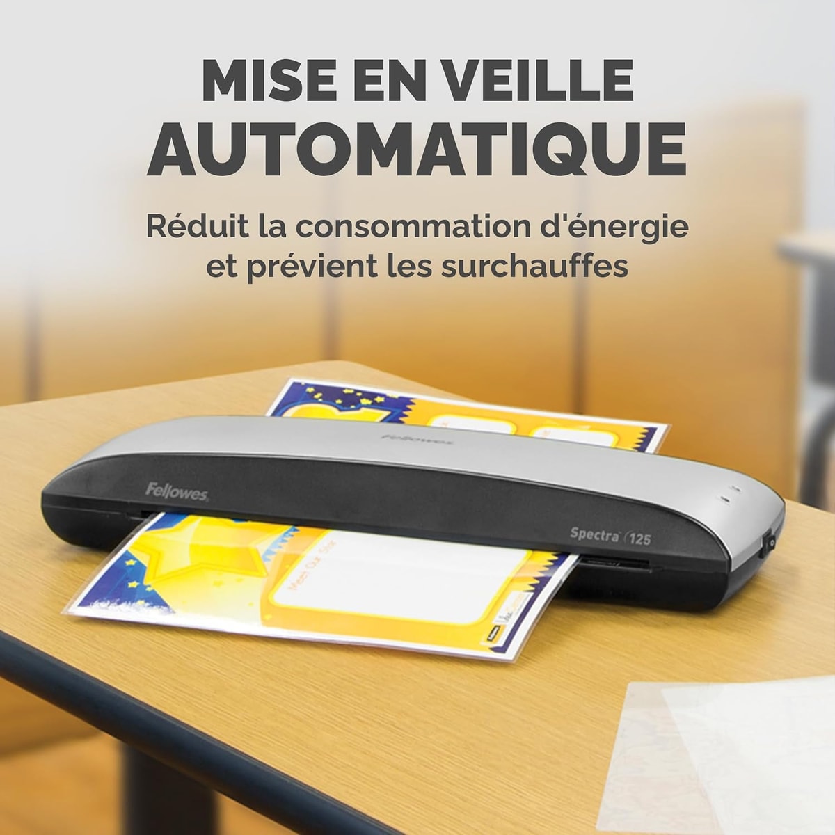 La plastifieuse FELLOWES Spectra A3 posée sur une table