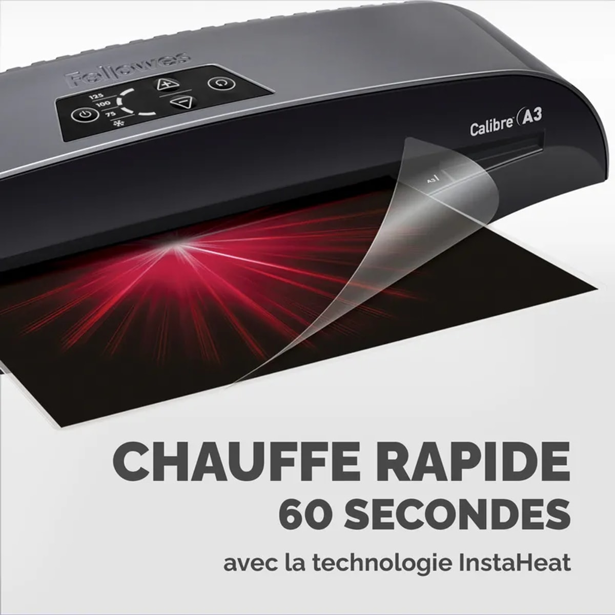 Une pochette en sortie de la plastifieuse FELLOWES Calibre A3