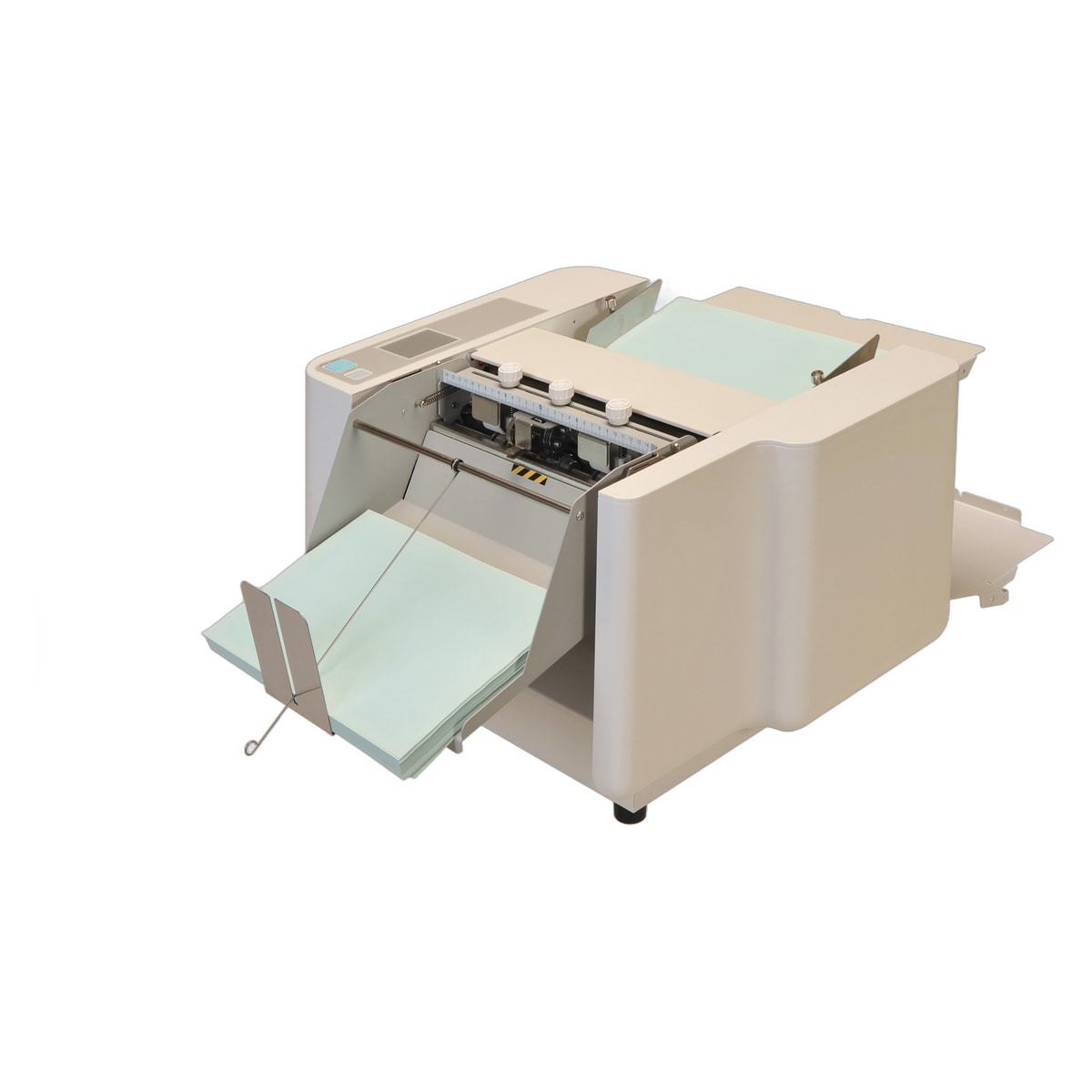 La plieuse Uchida EZF-600 équipée de l'unité de perforation en option