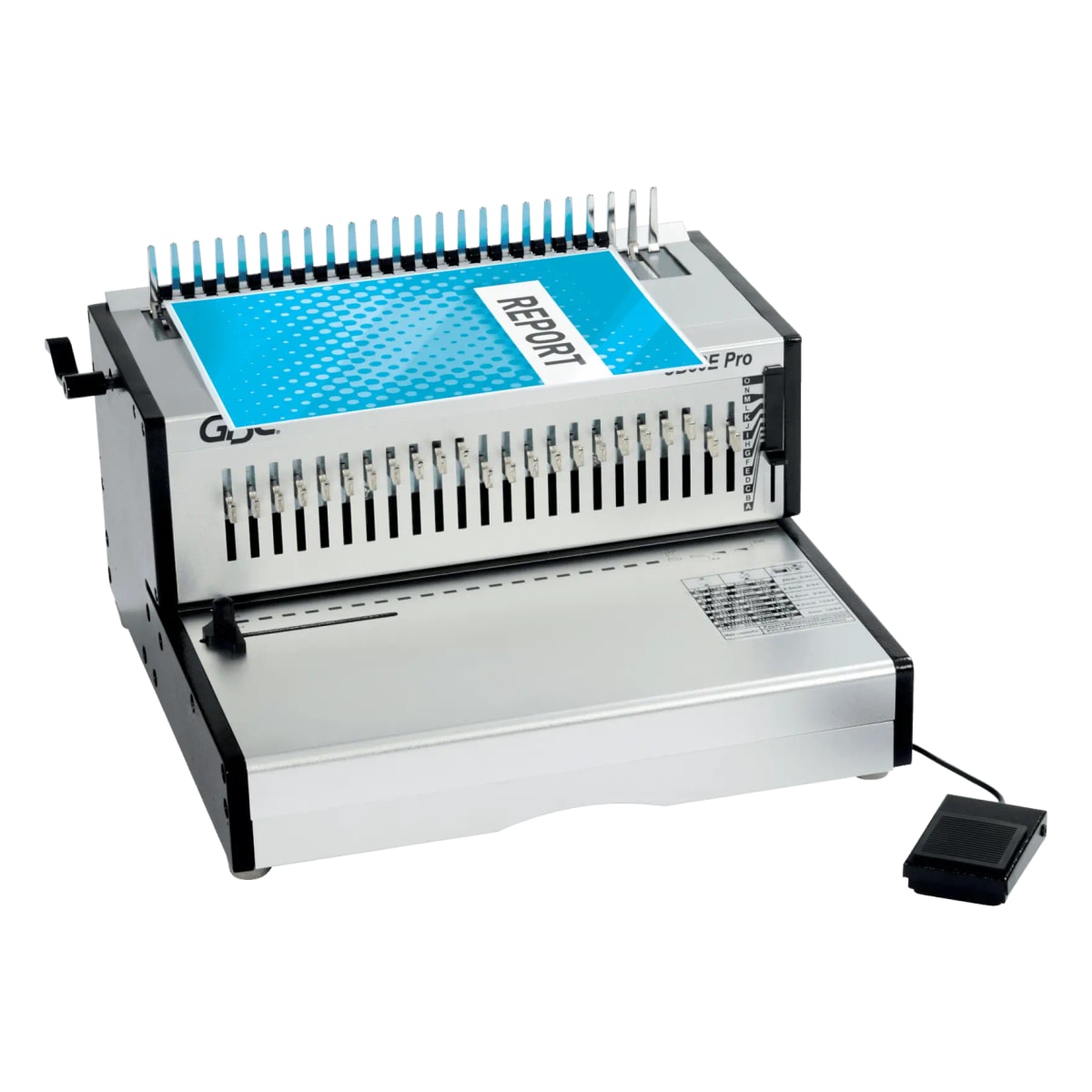 Perforelieuse électrique GBC CB30E Pro avec sa pédale de commande et des peignes plastiques.