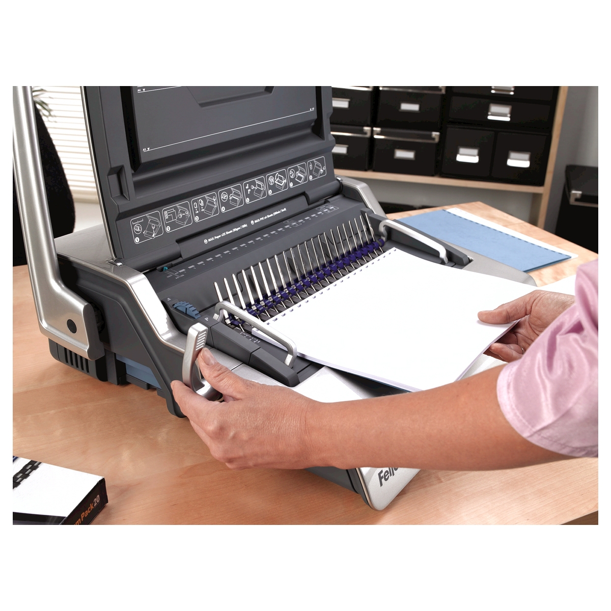 La plate-forme de reliure amovible FELLOWES Galaxy-E 500