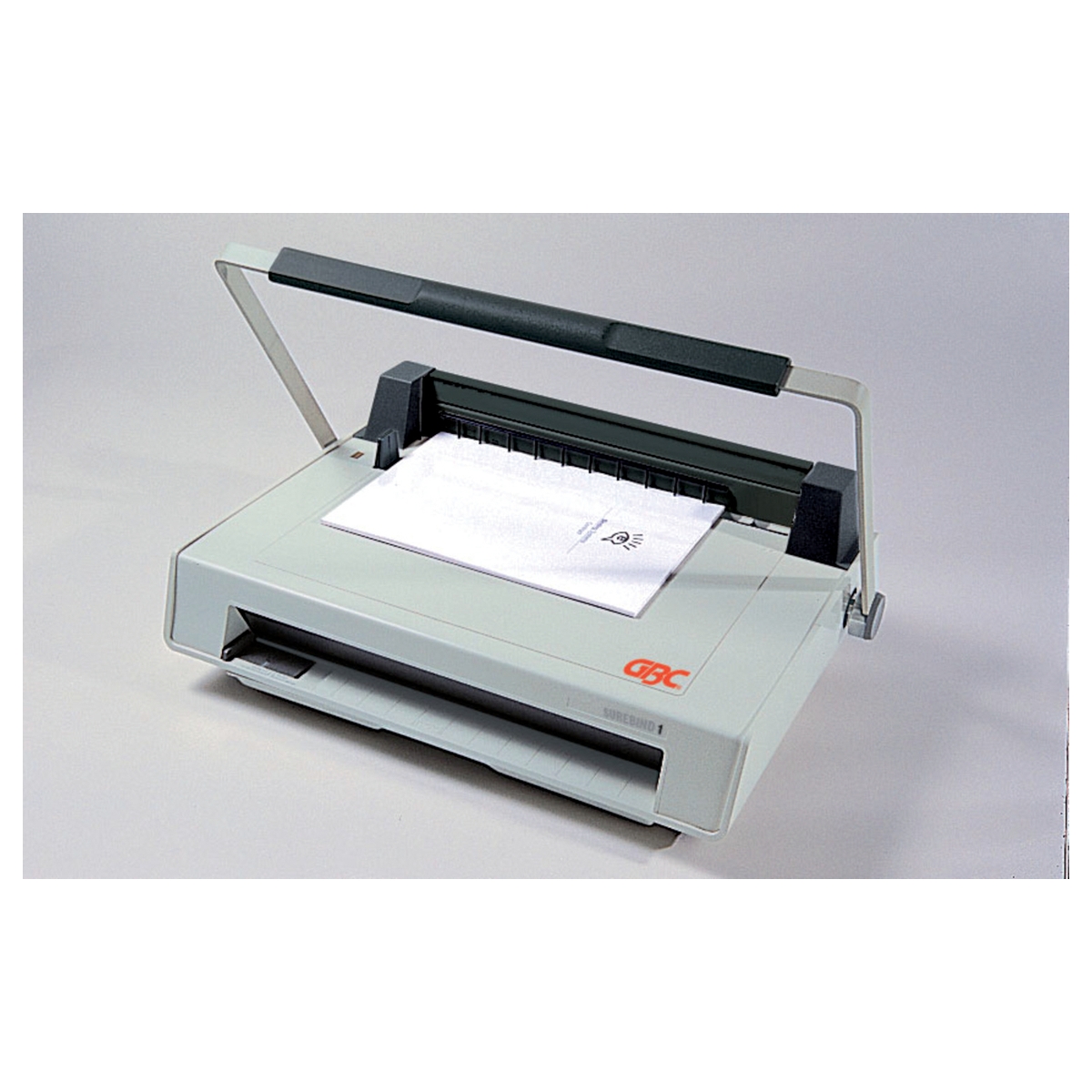 La soudure des bandes sur le document GBC SureBind System 1
