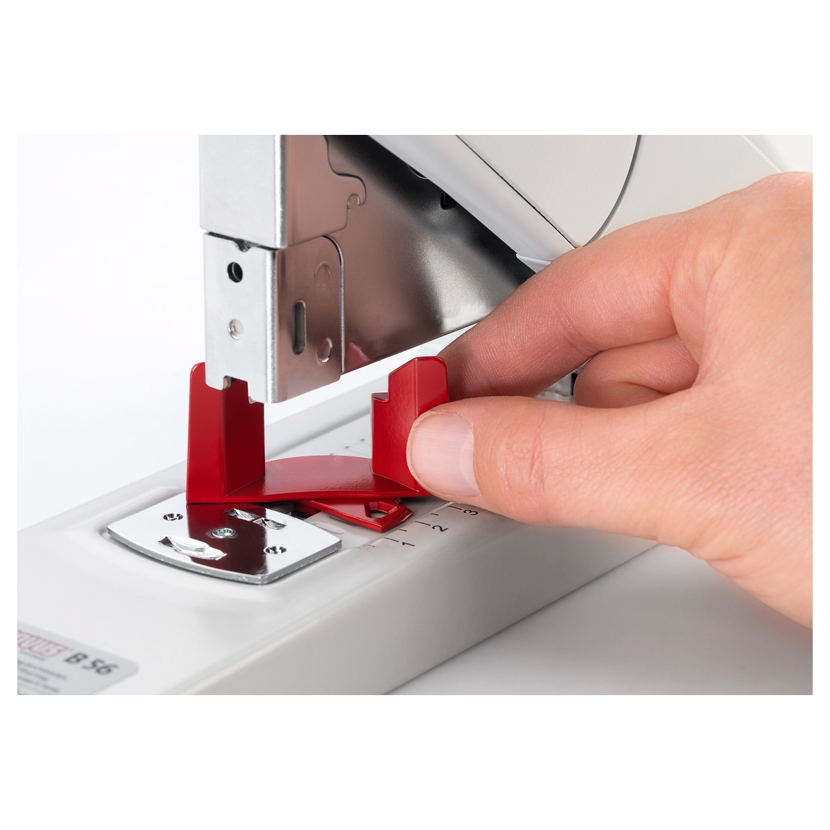 Butée de papier rouge de l'agrafeuse grande capacité NOVUS B 50.