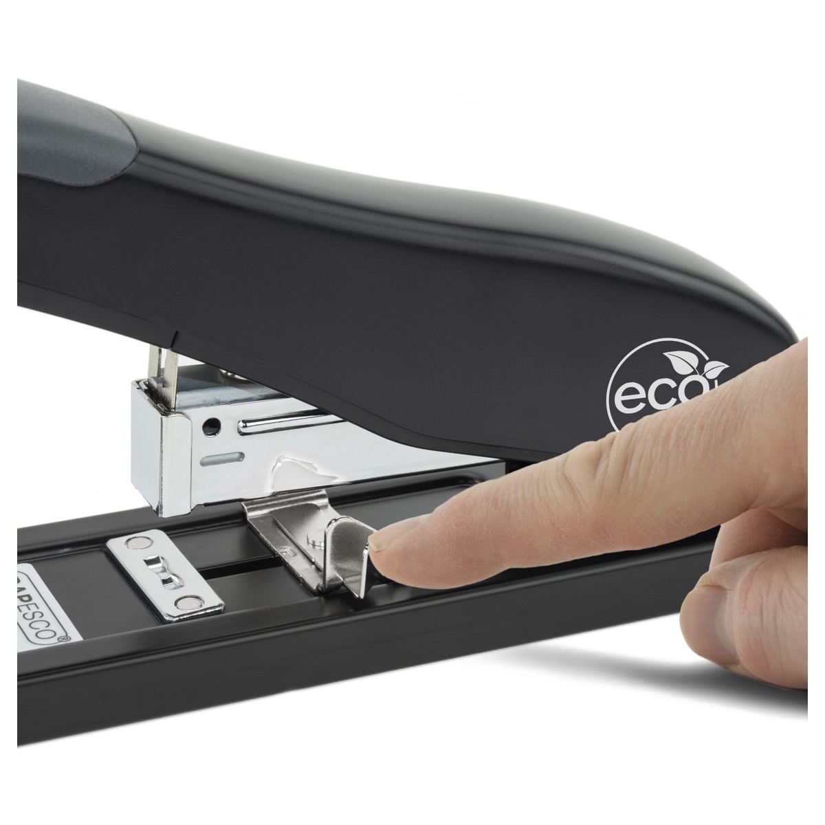 Réglage du guide papier de l'agrafeuse grande capacité RAPESCO ECO HD-100 noire.