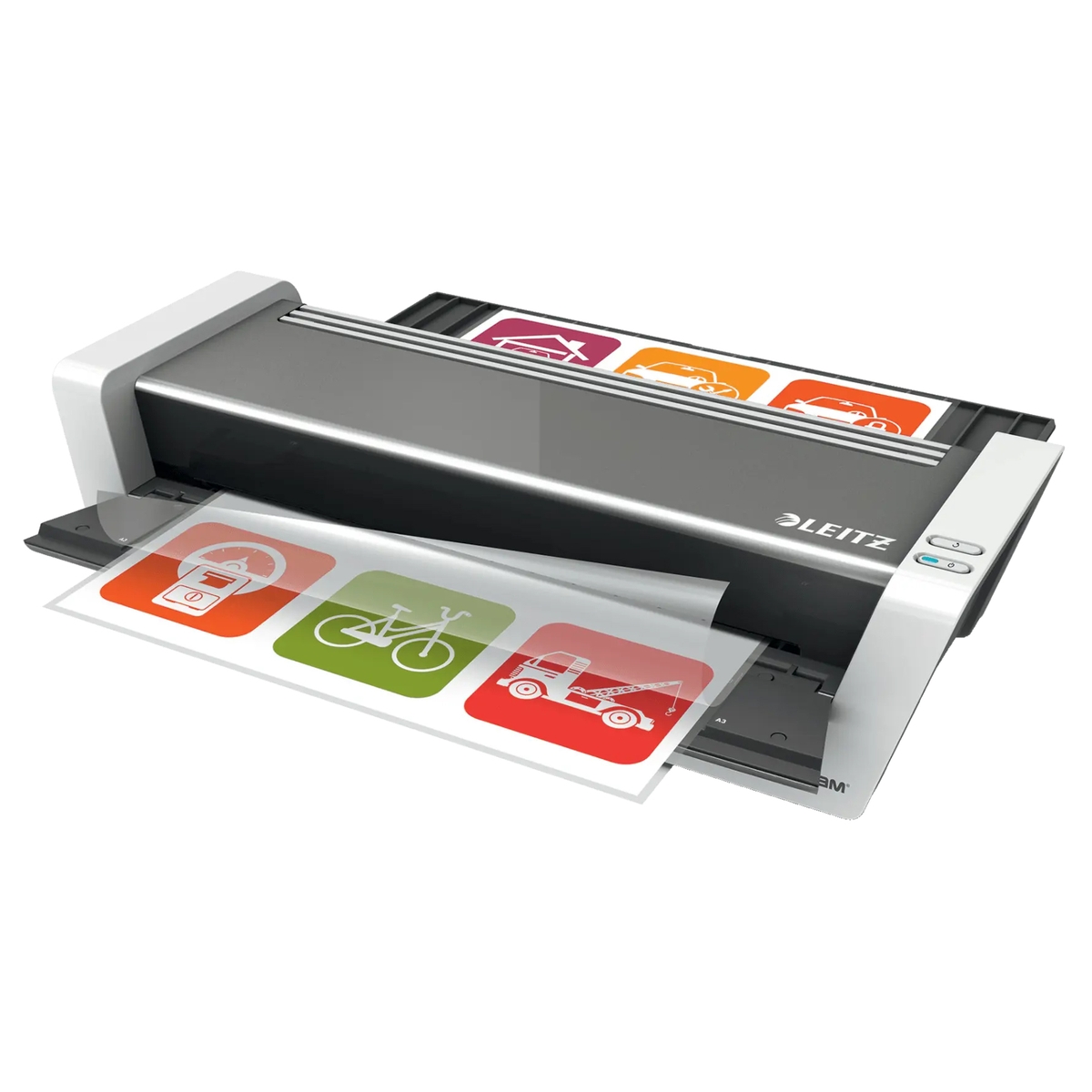 Une pochette engagée dans la plastifieuse LEITZ iLAM Touch 2 A3